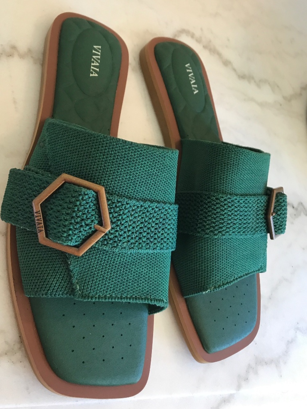 🆕 VIVAIA GREEN PILLOW TOP SLIDE SANDAL - Picture 14 of 14